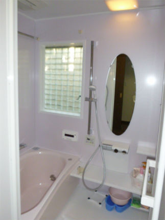 Totoサザナでラベンダー色のかわいいシステムバス 施工事例 浴室 お風呂リフォーム 宝塚市のリフォームはナサホーム