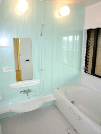 水色の爽やかなお風呂 施工事例 浴室 お風呂リフォーム 宝塚市のリフォームはナサホーム