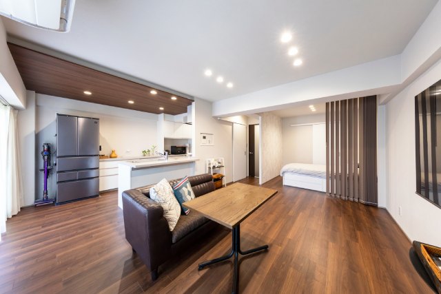 ライフスタイルにぴったりのシンプルで開放的なLDK