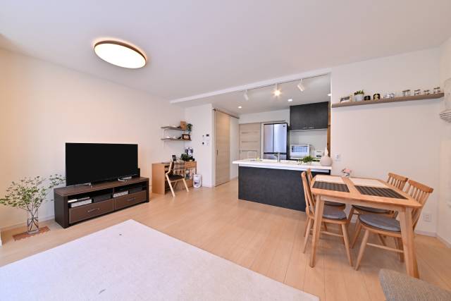 大胆な間取り変更で叶えた理想のリビング