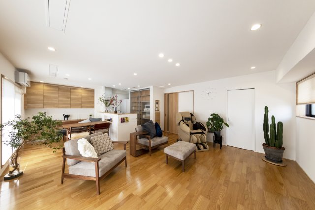 収納や細部へのこだわりをプランした夫婦2人の【寛げる家】