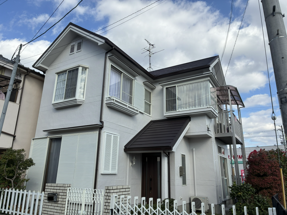 屋根葺き替え・外壁塗装