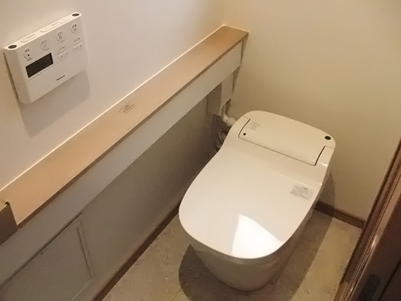 Panasonicアラウーノでお手入れ簡単トイレ　
