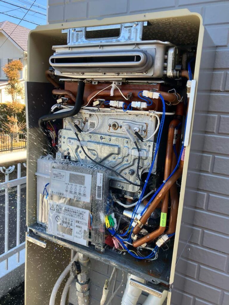 2025_03_11_07_08_27_748_3